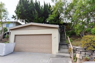 Building Photo - 144 Avenida Sierra