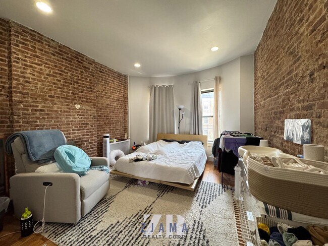 Foto del edificio - 1486 Bedford Ave
