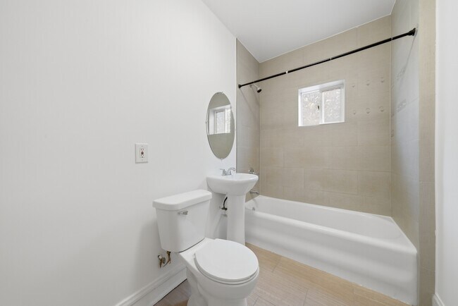 Foto del edificio - 1507 Ridgeland Ave