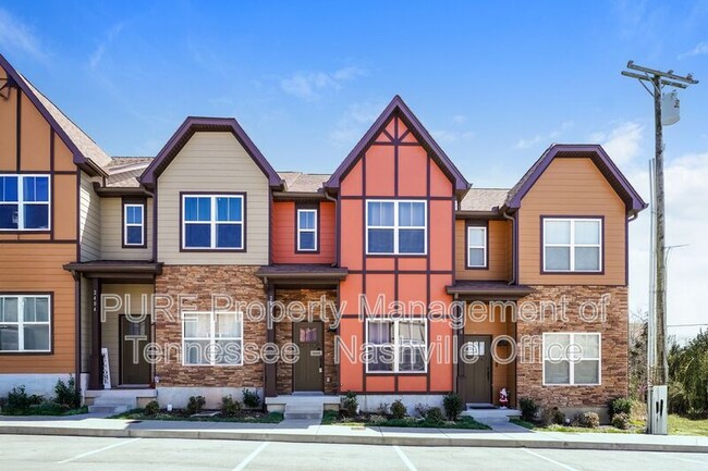 Building Photo - 2402 Danilynn Dr