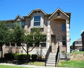 Building Photo - 2535 Adam Ln