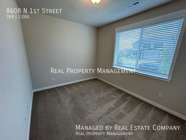 Foto del edificio - 8608 N 1st St
