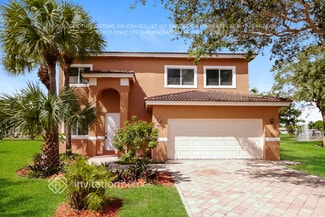 Building Photo - 4551 NW 36th Ct