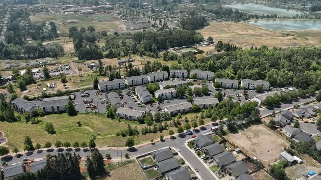  - Legacy Oaks Apartments