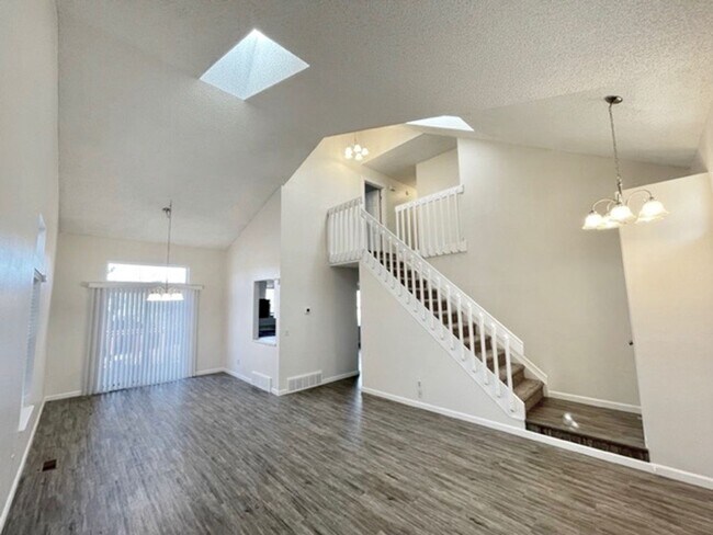 Foto del edificio - Renovated 2 Story Briargate Home with 3 Be...