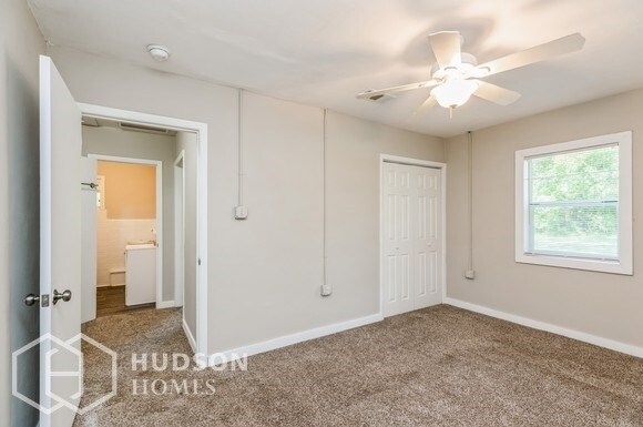 Foto del edificio - NOW AVAILABLE! 1019 E Chestnut Ave, Crestv...