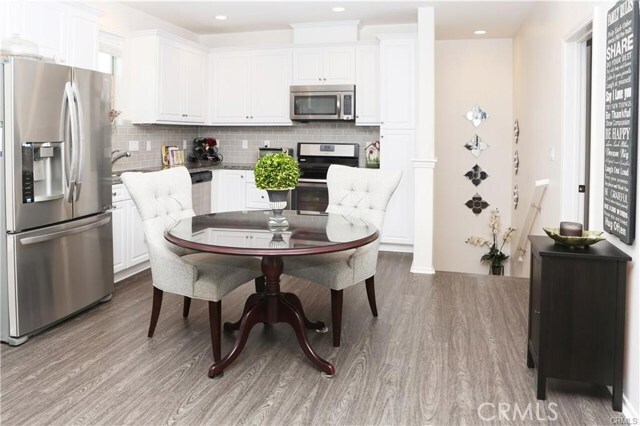 Foto del edificio - 3310 E Yountville Dr