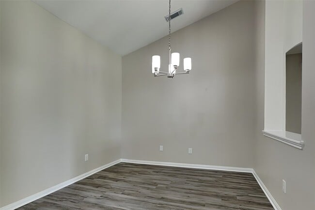 Building Photo - 3318 Noble Hollow Dr