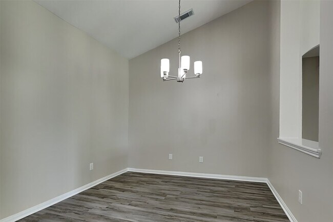 Foto del edificio - 3318 Noble Hollow Dr