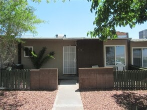 Building Photo - 357 E Van Wagenen St