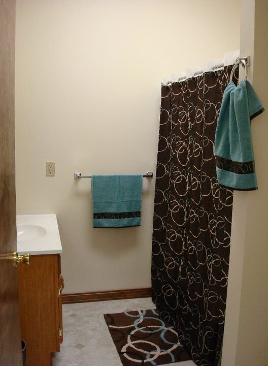 Baño - 71 Center Rd