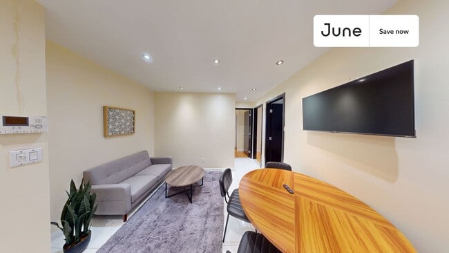 Photo - 15 W 107th St Apartment