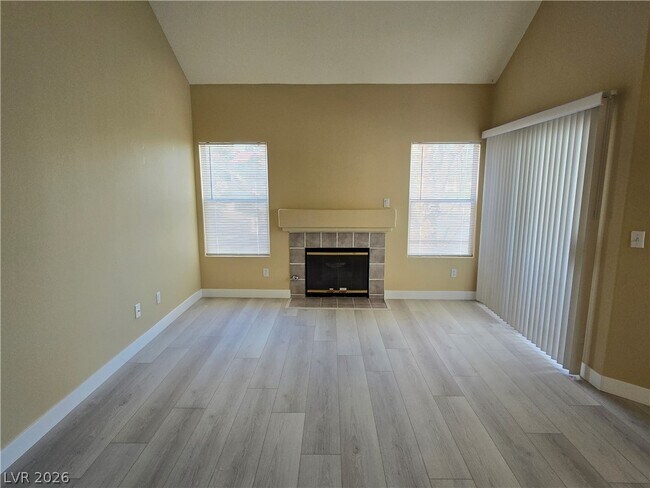 Foto del edificio - 5125 W Reno Ave