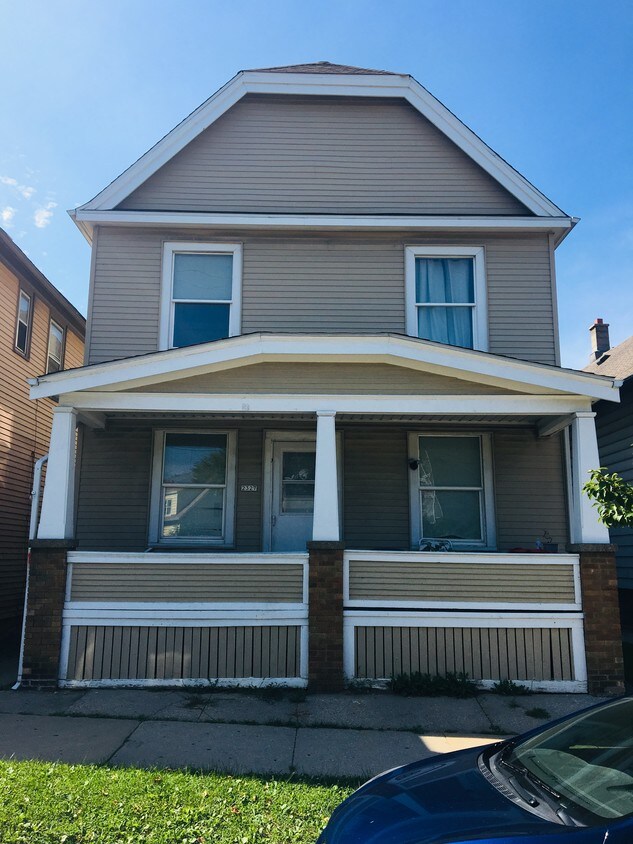 Primary Photo - 2327 S 15th St