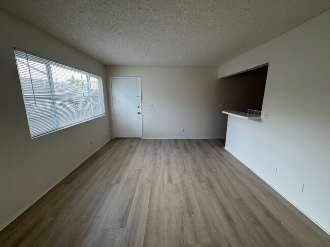 Foto del edificio - 656 3rd St