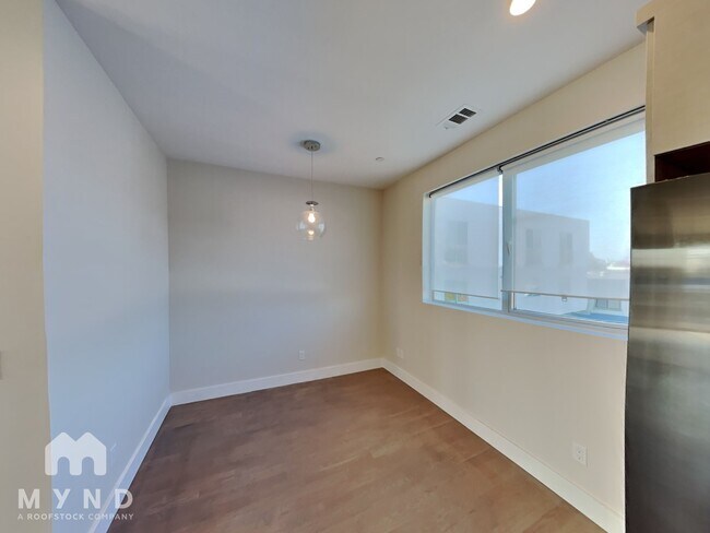 Foto del edificio - 3103 35th Ave