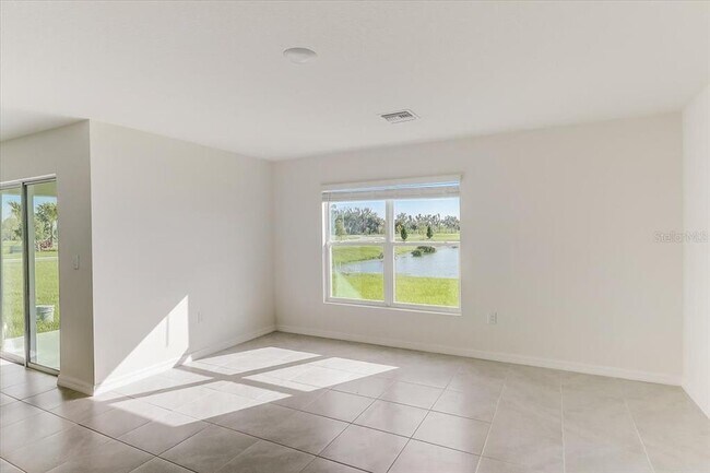 Foto del edificio - 5278 Rocky Coast Pl