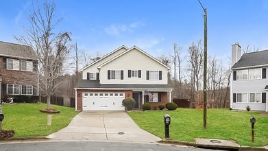 Building Photo - 6 Selsey Ct