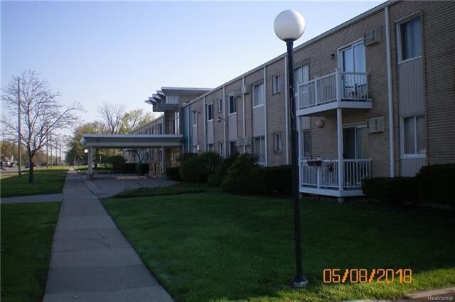 Primary Photo - 7350 Inkster Rd
