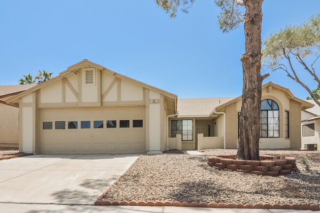 Building Photo - 831 Anchor Dr