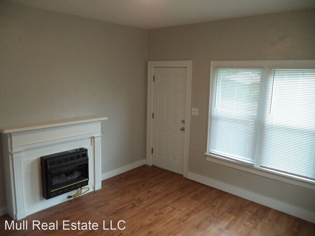 Building Photo - 1 br, 1 bath House - 610 E Harrison Avenue