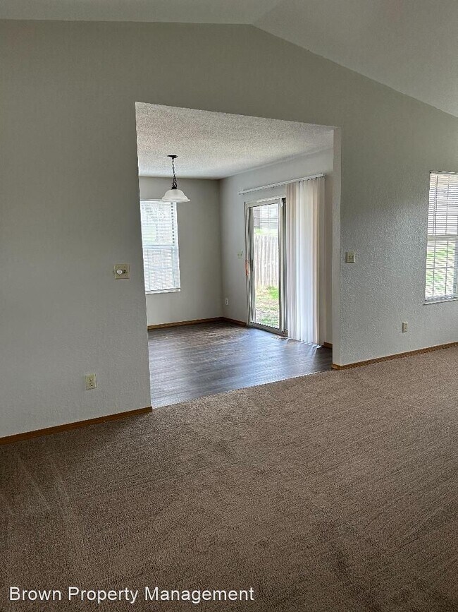 Foto del edificio - 3 br, 2 bath House - 1406 Blackberry