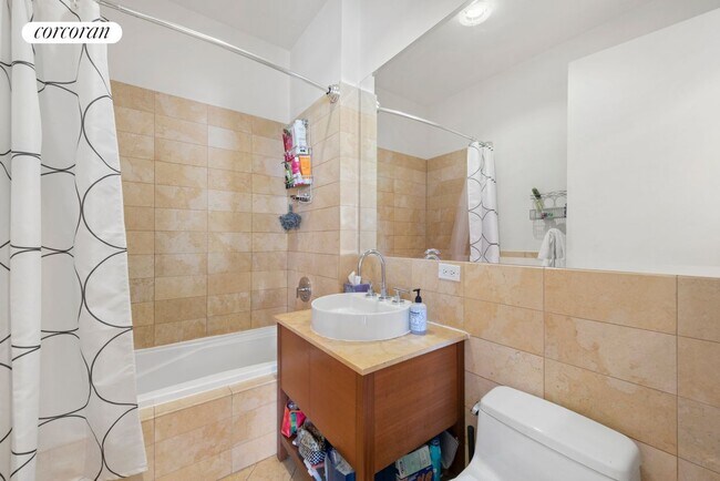 Foto del edificio - 250 E 49th St