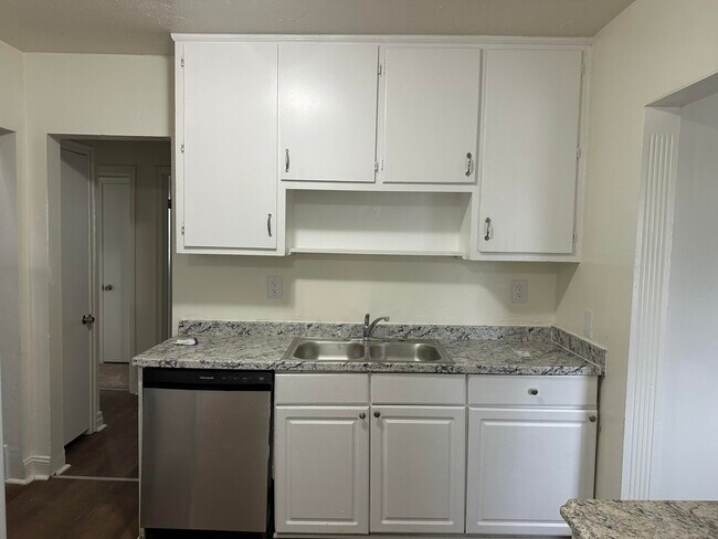 Foto del edificio - 511 Park View Ave