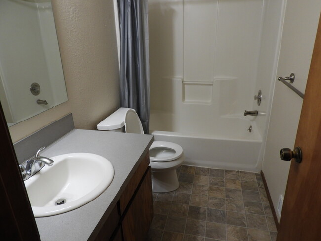 Foto del edificio - 10706 Zephyr Lane SW
