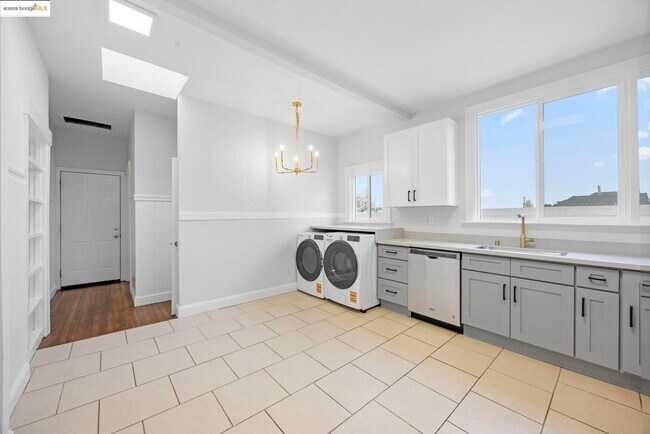 Foto del edificio - 685 37th St