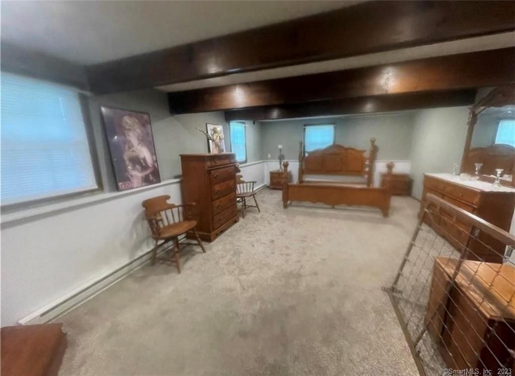 Foto del edificio - 44 Woodside Ln