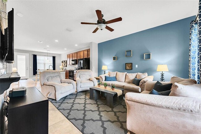 Foto del edificio - 7254 Duxbury Ln