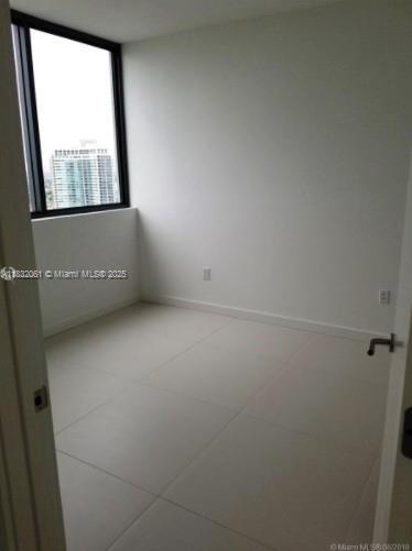 Foto del edificio - 501 NE 31st St