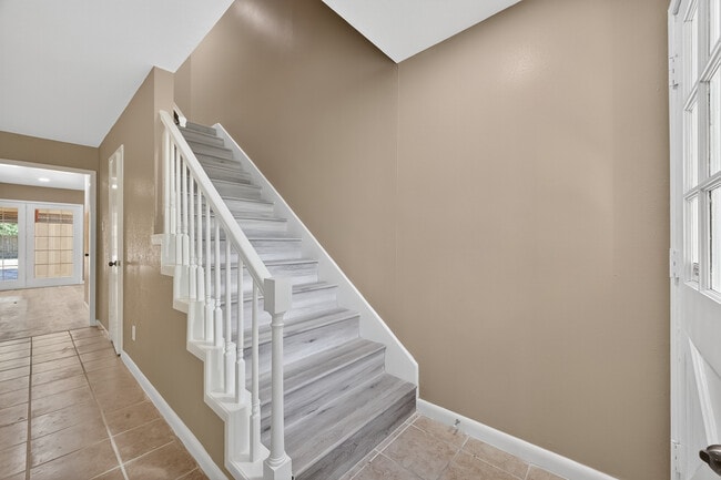 Photo - 6710 Biggs Ct House