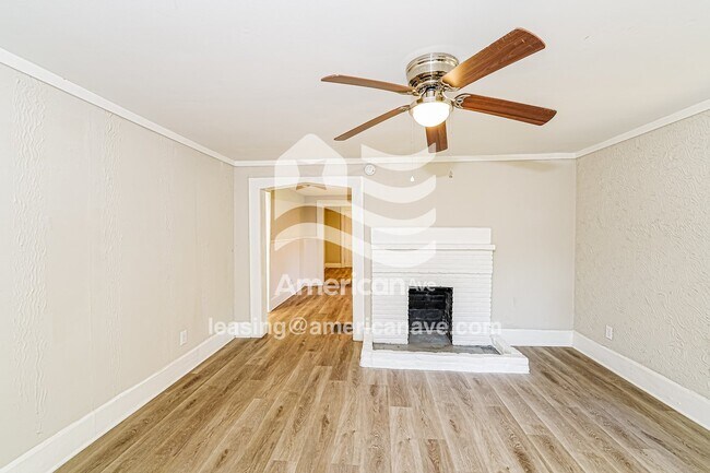 Foto del edificio - 608 77th Way S