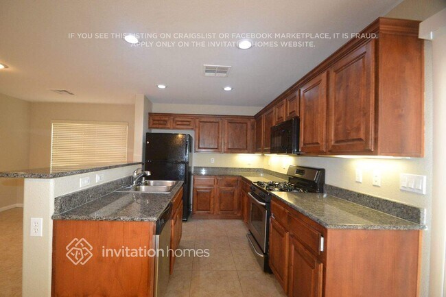 Foto del edificio - 6463 Ness Gardens Ct