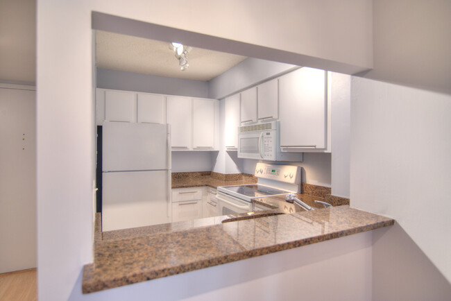Building Photo - 1401 17th St NW