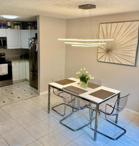 Foto del edificio - 21204 Harbor Way