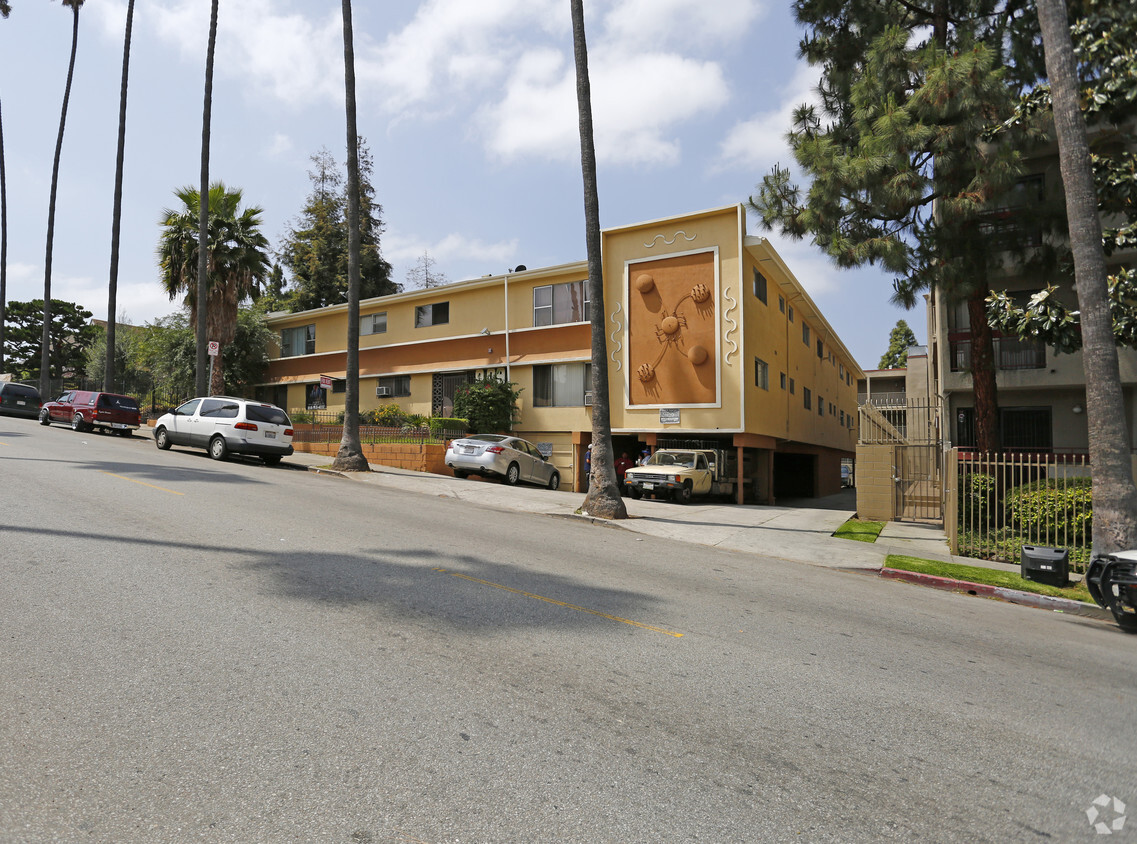 909 S Normandie Ave, Los Angeles, CA 90006 - Apartments in Los Angeles ...