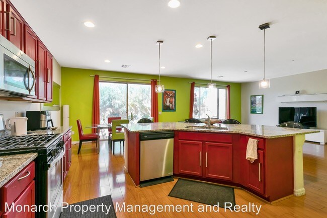 Building Photo - 3 br, 2 bath House - 7131 Avana St