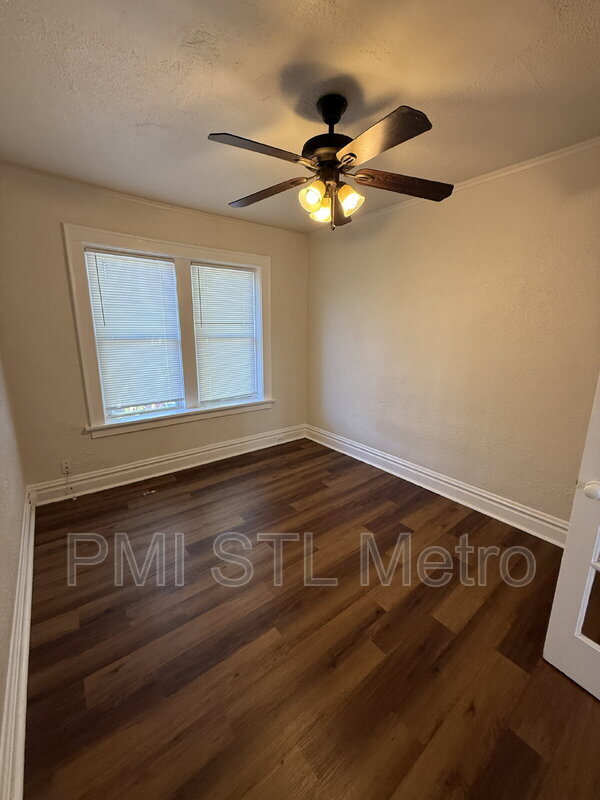 Building Photo - 3885 Meramec St