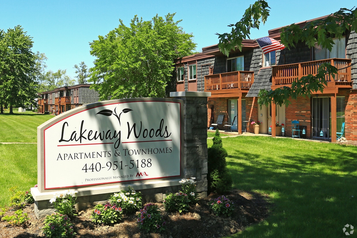 Lakeway Woods Apartments Mentor, OH