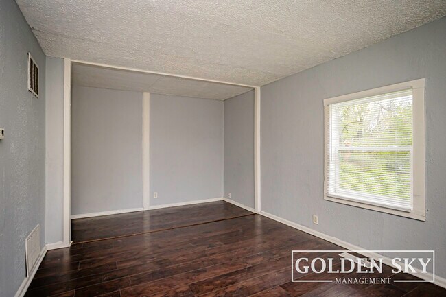 Foto del edificio - 2818 N Dearborn St