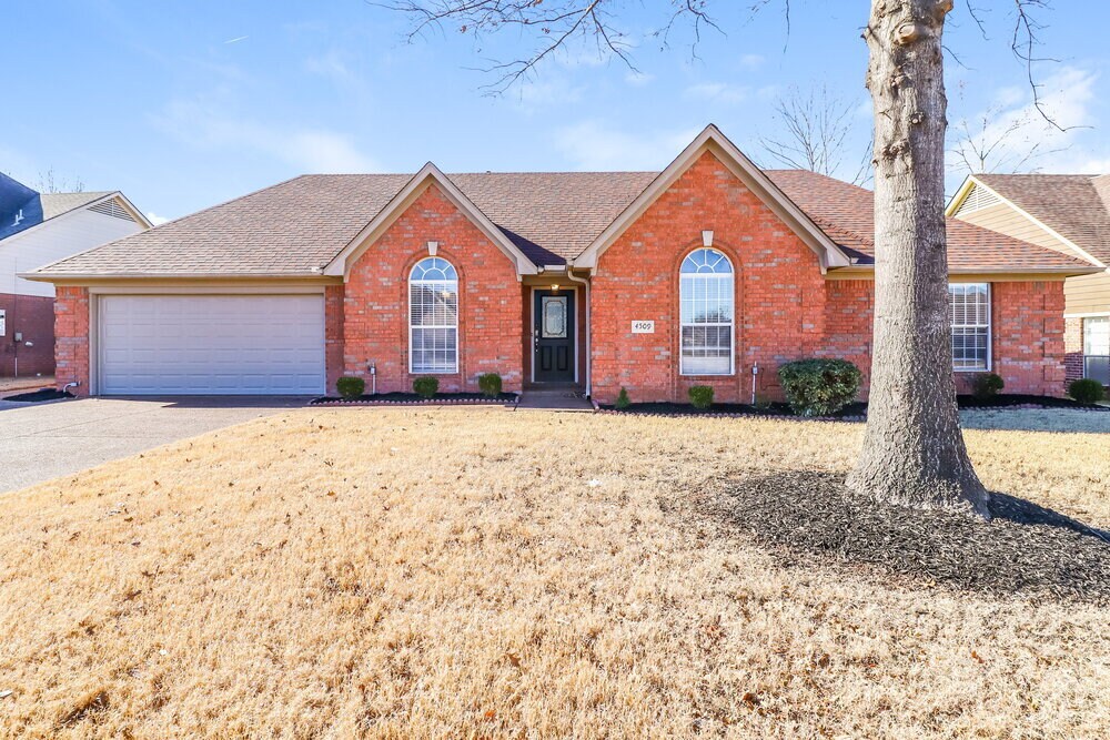Foto principal - 4509 Meadow Cliff Dr