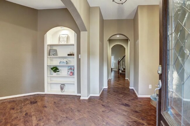 Building Photo - 10515 Carrollton Ct