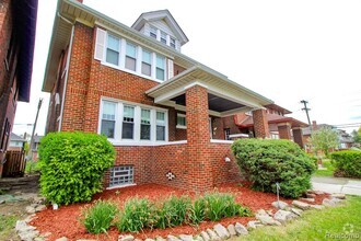 Building Photo - 1612 Atkinson St