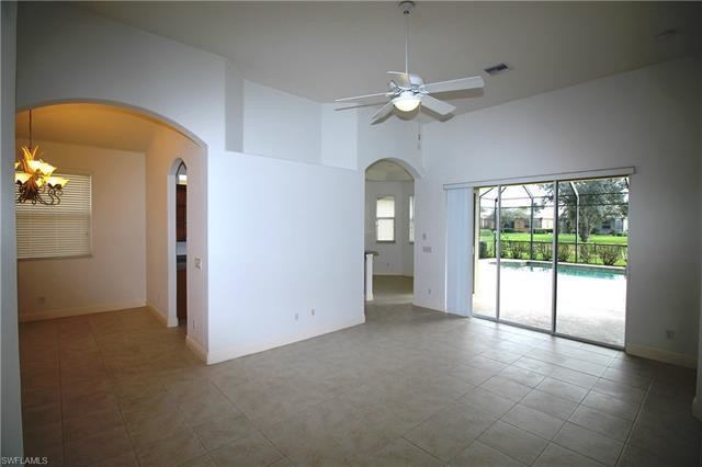 Foto del edificio - 4 bedroom in Naples FL 34120