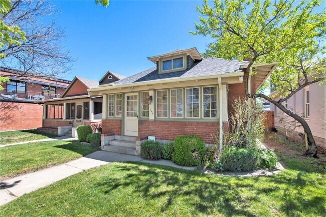 Building Photo - Charming 3Bed/2Bath Bungalow in Wash Park ...
