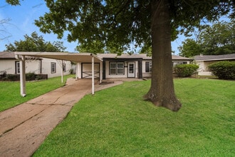 Building Photo - 5933 NW 58th St
