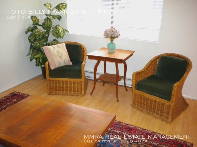 Foto del edificio - PRE-LEASING: 2 Bedroom Suite - Blocks to WWU!